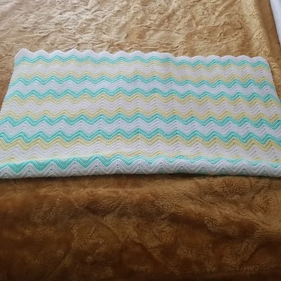 Homemade  babies  blanket - Picture 2 of 3